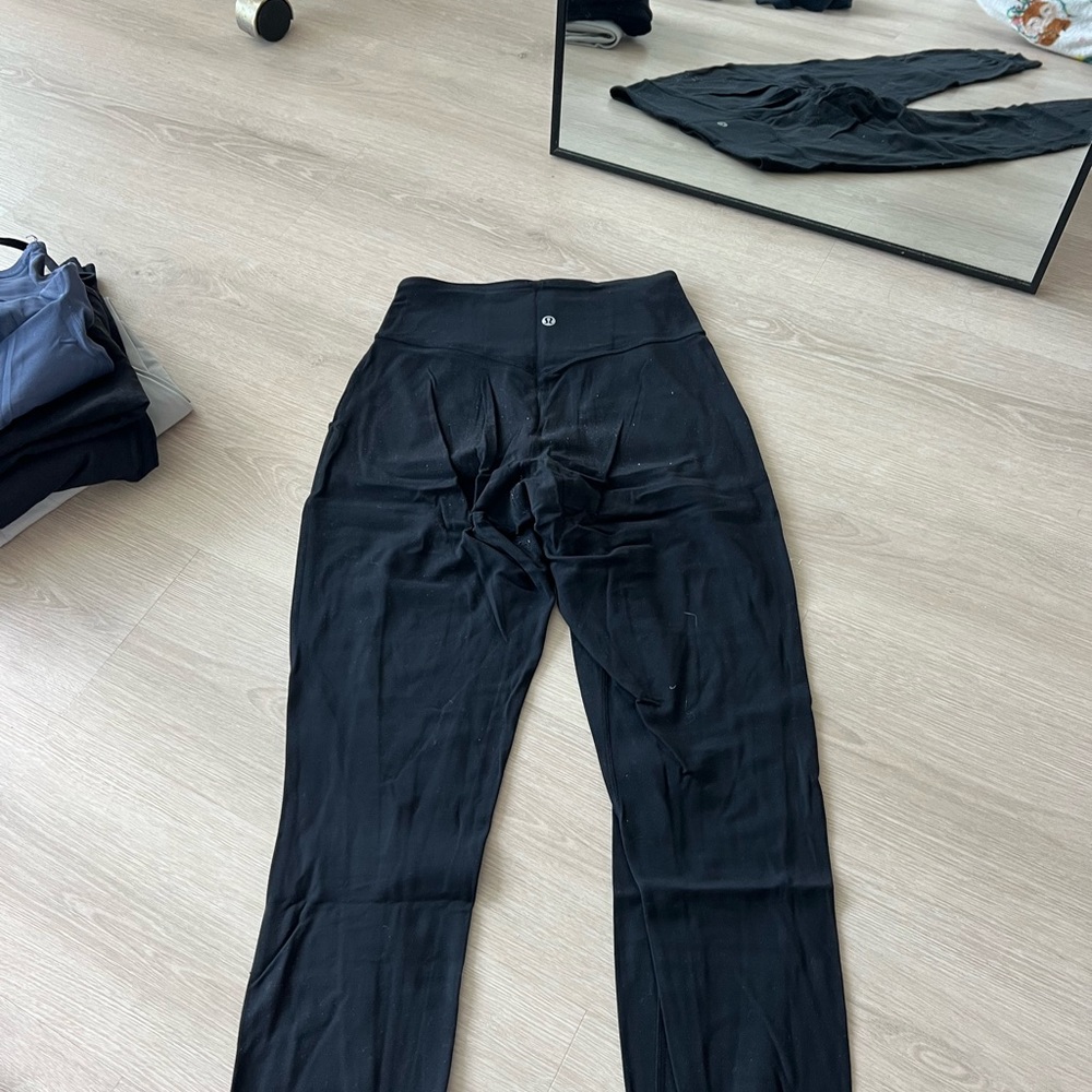 Lululemon Align Joggers - Picture 5 of 6